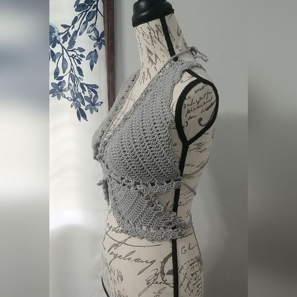 Handmade Crocheted Butterfly Festival Top 100% Cotton Grey 34-36B-C 6-8 - Picture 4 of 6